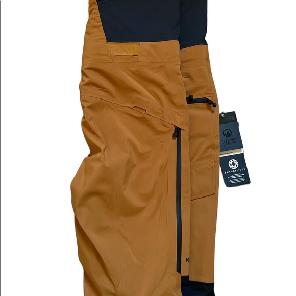 The North Face Men’s A-Cad FUTURELIGHT Bib Snow Pants - Picture 9 of 16